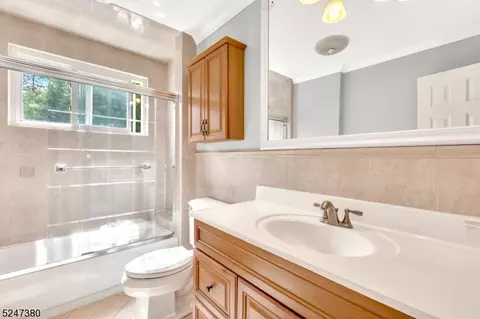 15 Devon Rd, Edison, NJ 08820 photo 24