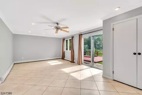 15 Devon Rd, Edison, NJ 08820 photo 11