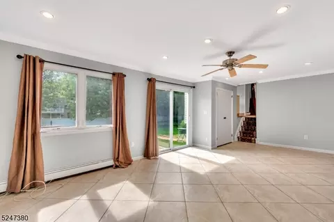 15 Devon Rd, Edison, NJ 08820 photo 10