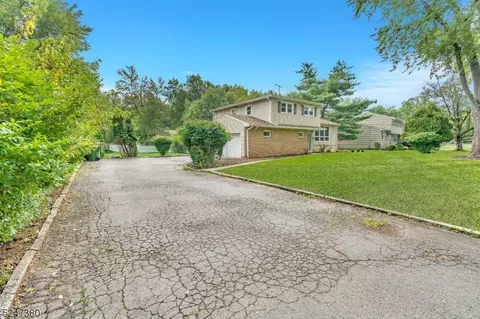 15 Devon Rd, Edison, NJ 08820 photo 4