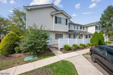 161 Cortland Ln, Bedminster, NJ 07921