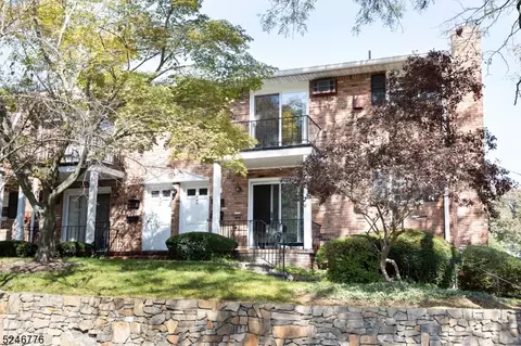 320 South St #J, Morristown, NJ 07960