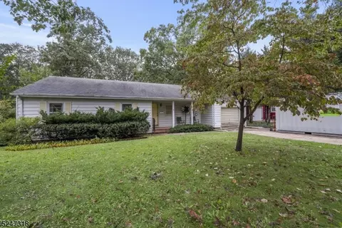47 Cooper Ave, Franklin Twp, NJ 08873