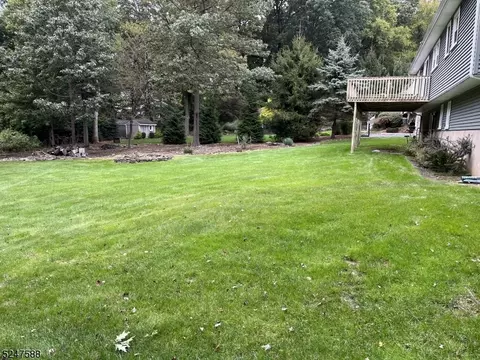 40 Beech Rd, Randolph, NJ 07869 photo 2
