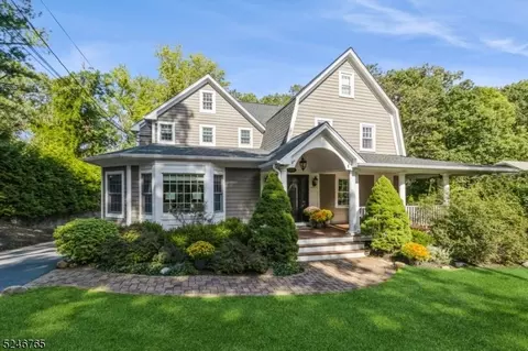 1320 Overhill St, Westfield, NJ 07090