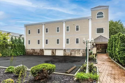 447 Van Houten Ave #205A, Passaic, NJ 07055