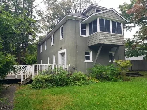 386 Rutherford Ave, Franklin, NJ 07416