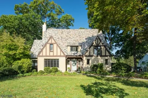 1 John Glenn Rd, Morristown, NJ 07960