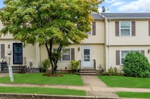 92 Carlton St, East Orange, NJ 07017