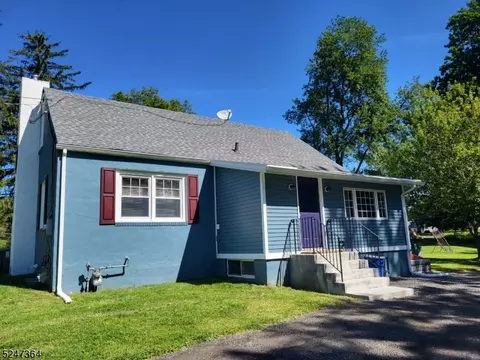 383 Stanhope Rd, Sparta, NJ 07871