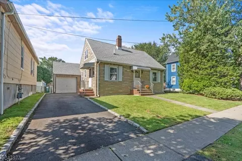 420 Willow Ave, Roselle Park, NJ 07204