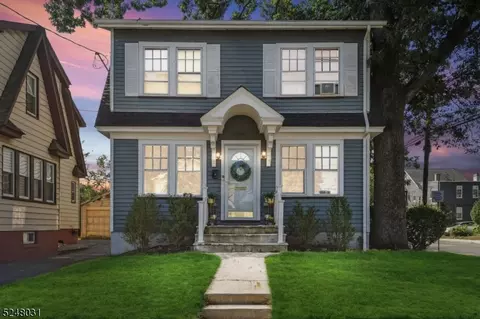 46 Fleetwood Pl, Newark, NJ 07106