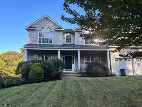 583 Skyline Dr, Jefferson, NJ 07849