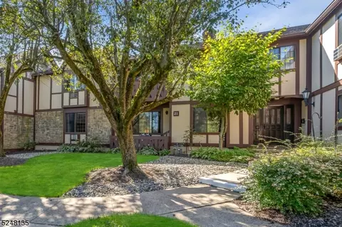21 Kensington Rd # A, Chatham Twp, NJ 07928