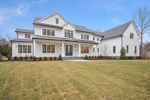 18 Sunnybranch Rd, Far Hills, NJ 07931