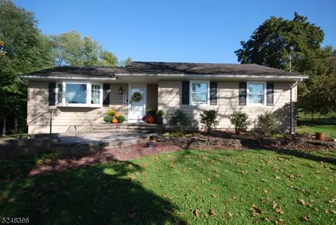 139 Leigh St, Clinton, NJ 08809