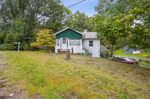 33 Sanders, Rockaway Twp, NJ 07866