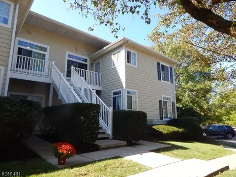 73 Wescott Rd, Bedminster, NJ 07921