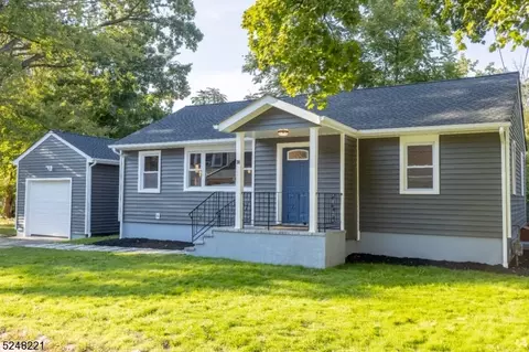 30 Oakhurst Ln, Wharton, NJ 07885