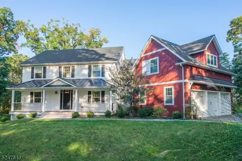 152 Munson St, Randolph, NJ 07869