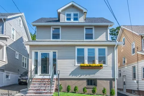 2039 Ostwood Ter, Maplewood, NJ 07040