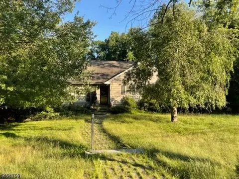 677 River Rd, Chatham Twp, NJ 07928