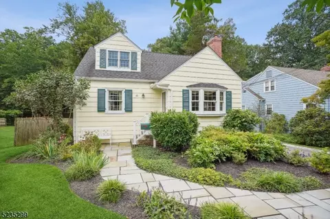 83 W End Ave, Summit, NJ 07901