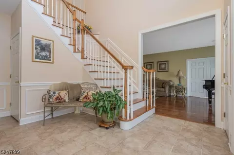 3 Cole Ct, Flemington, NJ 08822 photo 3
