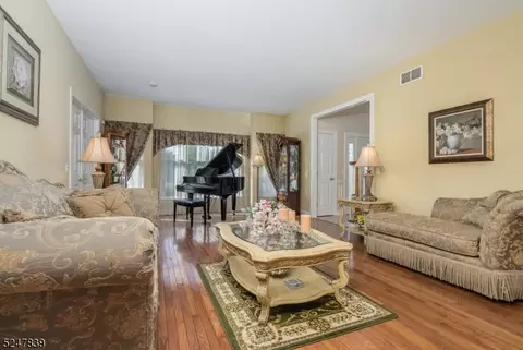 3 Cole Ct, Flemington, NJ 08822 photo 9