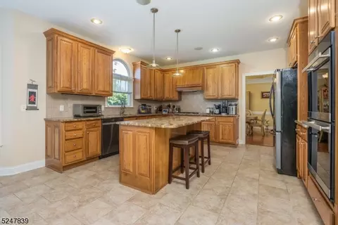 3 Cole Ct, Flemington, NJ 08822 photo 5