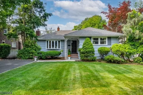 102 Ross St, Clark, NJ 07066