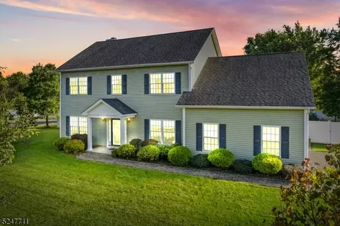 2 Sharp Dr, Hillsborough, NJ 08844