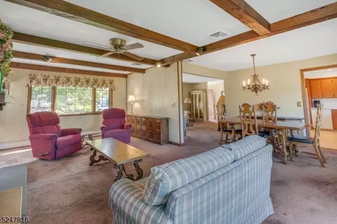 667 Bruce Dr, Paramus, NJ 07652 photo 11