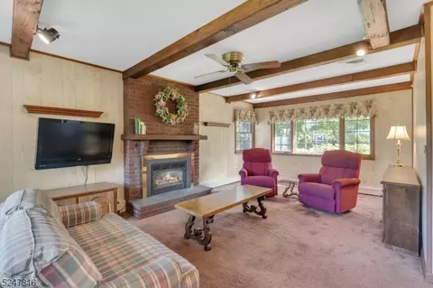 667 Bruce Dr, Paramus, NJ 07652 photo 10