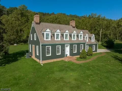 264 Bloomsbury Rd, Bloomsbury, NJ 08804