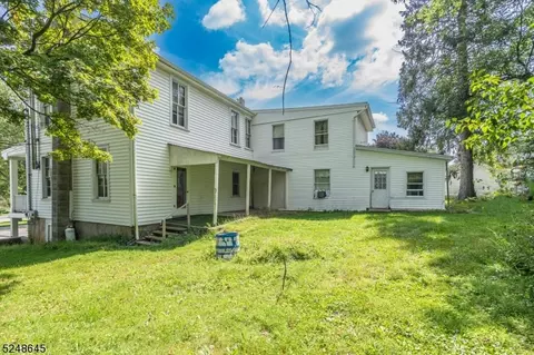221 Main St, Mansfield Twp, NJ 07865