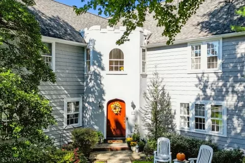 13 North Cres, Maplewood, NJ 07040