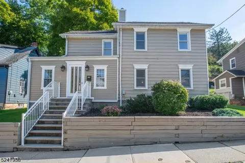 110 W Chrystal St, Dover, NJ 07801