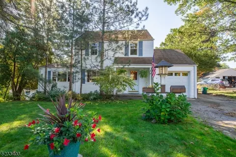 48 Richwood Pl, Denville, NJ 07834