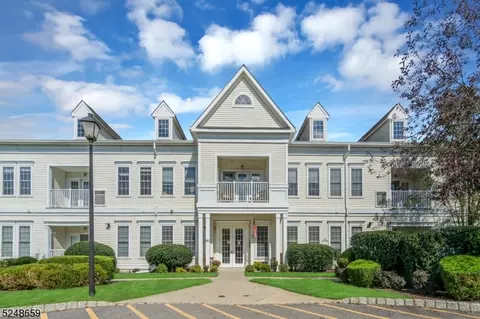 6001 Brookfield Glen Dr #01, Belvidere, NJ 07823