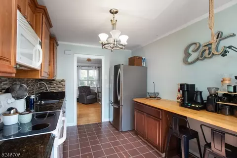 26 Troy Dr #A, Springfield, NJ 07081 photo 5
