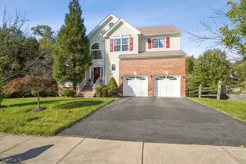 7 Hawk Ct #7, East Brunswick, NJ 08816