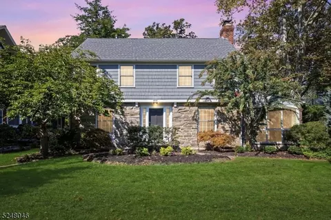 805 W End Pl, Cranford, NJ 07016