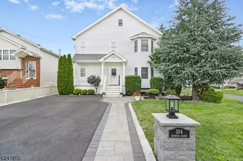 384 Boynton Ave, Clark, NJ 07066