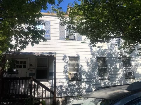 469 Hamilton St, Rahway, NJ 07065
