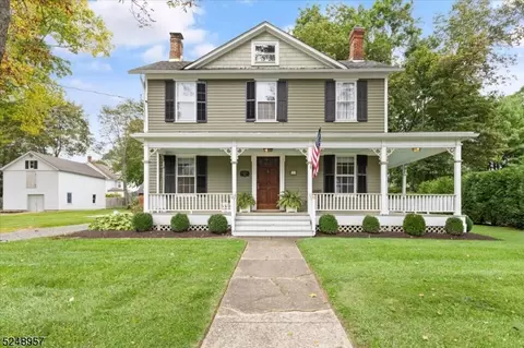 46 Beaver Ave, Clinton Twp, NJ 08801