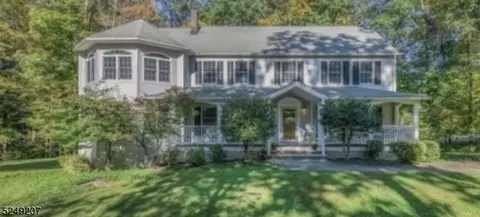 12 Marlene Ln, Newton, NJ 07860