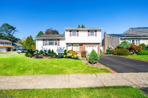 2525 Woodside Rd, Union, NJ 07083