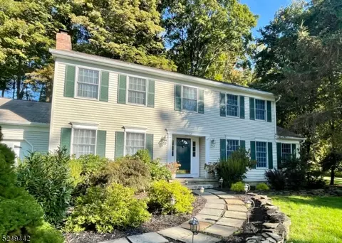 52 Mt Pleasant Tpke, Denville, NJ 07834