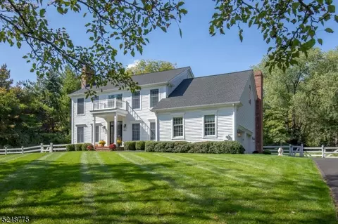 2 Brookside Dr, Peapack And Gladstone, NJ 07934